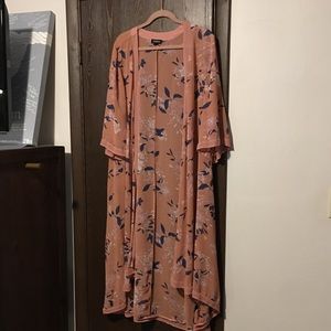 Torrid Floral Kimono, Salmon, Blue and White, 1/2